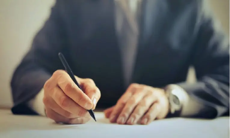 محامي قضايا عمالية في الإمارات 12 مجالات ممارستنا القانونية